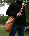 Leather briefcase. Full grain leather tote bag. Shoulder bag. Full grain leather bag. Vegetable tanned leather bag. Crossbody bag.