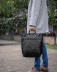 Leather briefcase. Full grain leather tote bag. Shoulder bag. Full grain leather bag. Vegetable tanned leather bag. Crossbody bag.