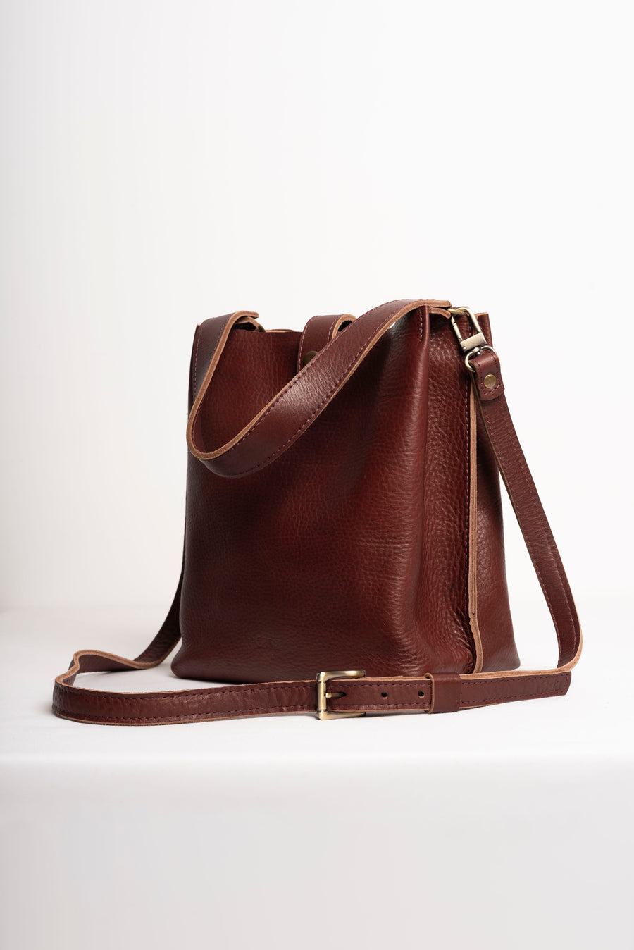 Full grain leather mini tote bag. Vegetable tanned leather shoulder bag. Brown crossbody bag. Leather purse.