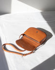 Leather bag. Shoulder bag. Full grain leather bag. Vegetable tanned leather purse. Smooth leather crossbody bag.