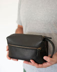 Full grain leather necessaire. Essential travel accessory. Small makeup bag
It is lined with cotton fabric. Wide-open interior for easy access to toiletries and other daily essentials. Featuring two zippered exterior pockets.