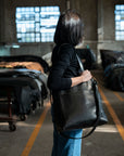 Leather tote bag. Full grain leather tote bag. Shoulder bag. Full grain leather bag. Vegetable tanned leather bag. Crossbody bag.