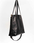 Leather tote bag. Full grain leather tote bag. Shoulder bag. Full grain leather bag. Vegetable tanned leather bag. Crossbody bag.