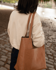 Leather tote bag. Full grain leather tote bag. Shoulder bag. Full grain leather bag. Vegetable tanned leather bag. Crossbody bag.