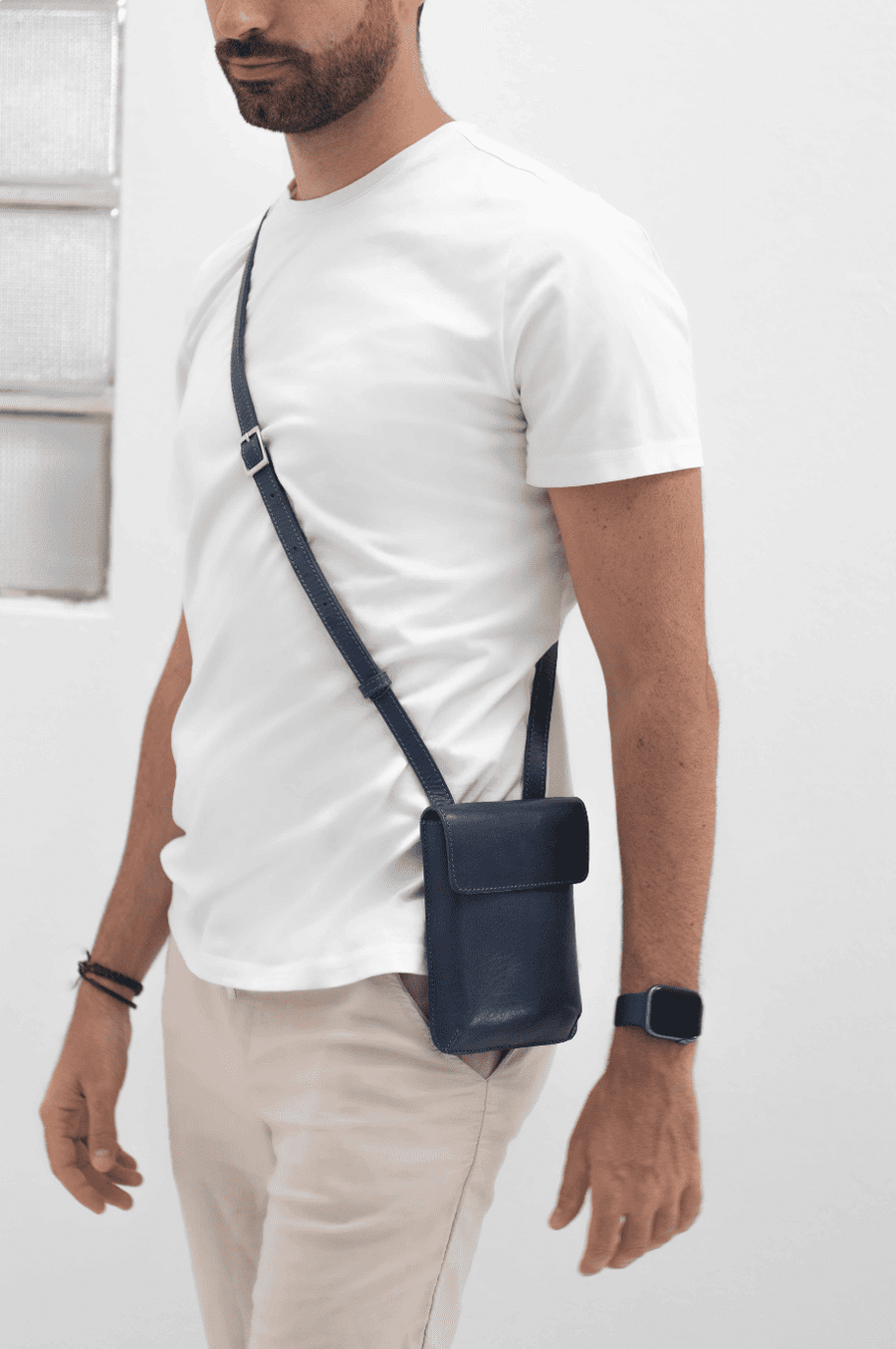 Mini leather bag. Shoulder bag. Full grain leather bag. Vegetable tanned leather purse.