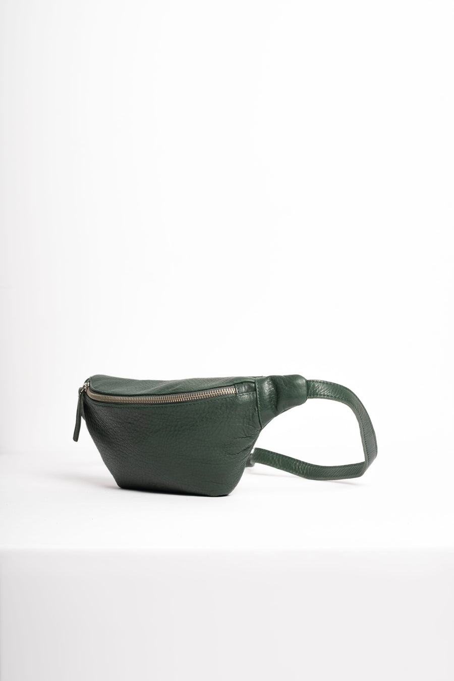 Leather fanny pack. Full grain leather belt bag. Green vegetable tanned leather. 