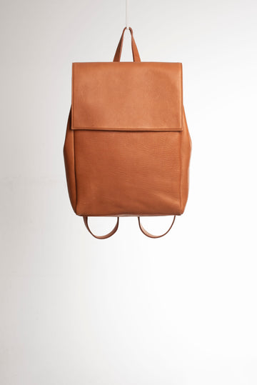 Full grain leather backpack. Vegetable tanned leather backpack. Laptop backpack. Unlined backpack.