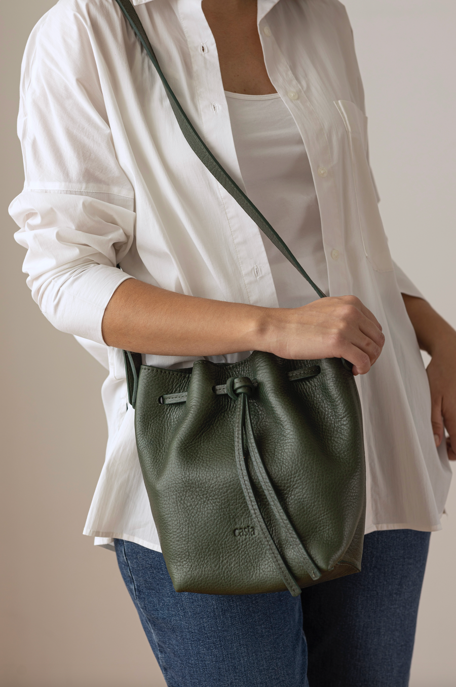 Bucket leather crossbody bag | Drawstring full grain leather shoulder bag with card holder pouch