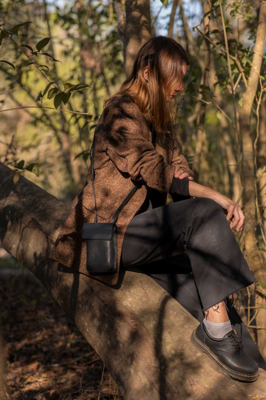 Leather crossbody bag - Rioja black