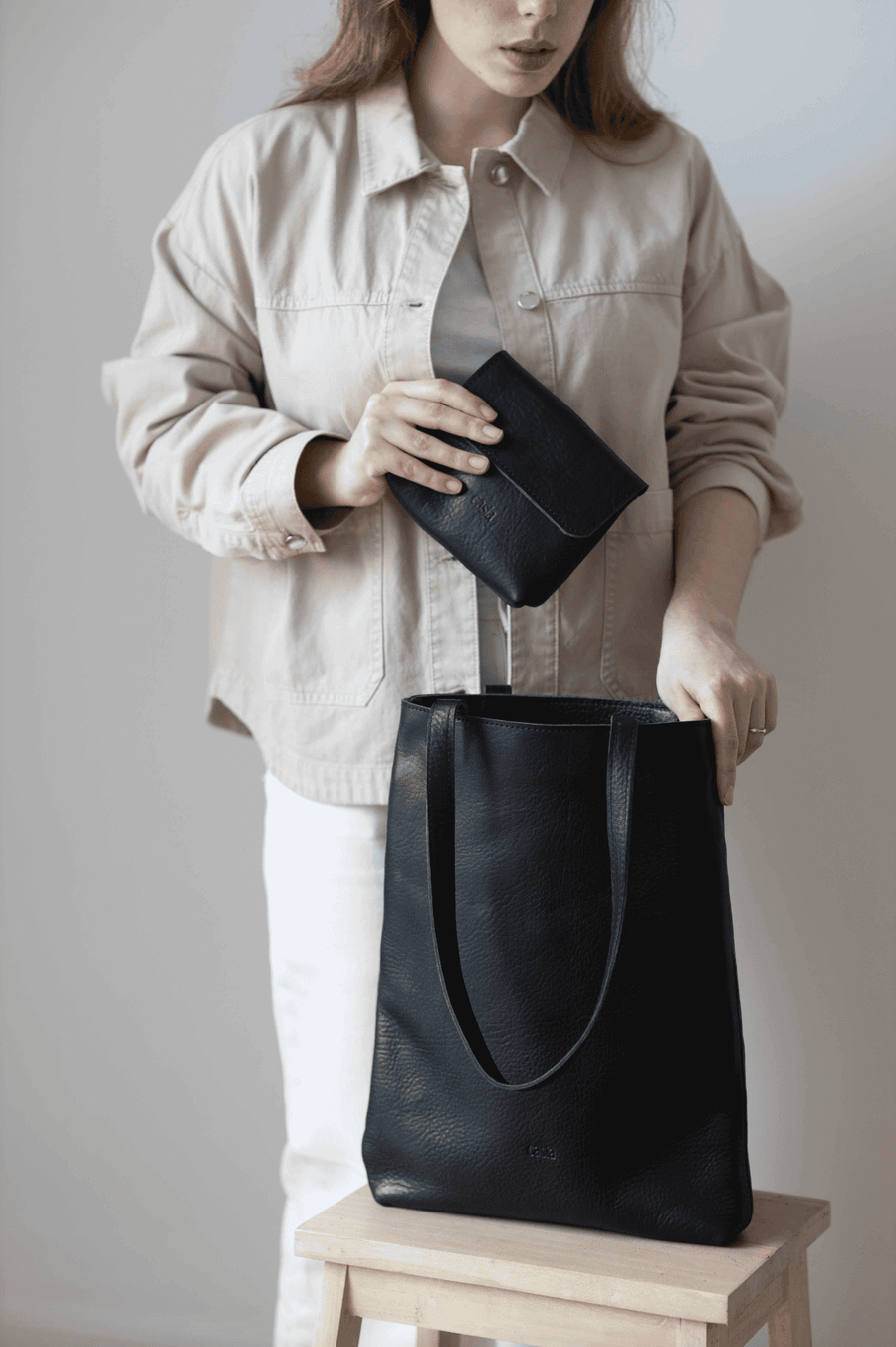 Full grain leather tote. Laptop bag. Vegetable tanned leather shoulder bag.