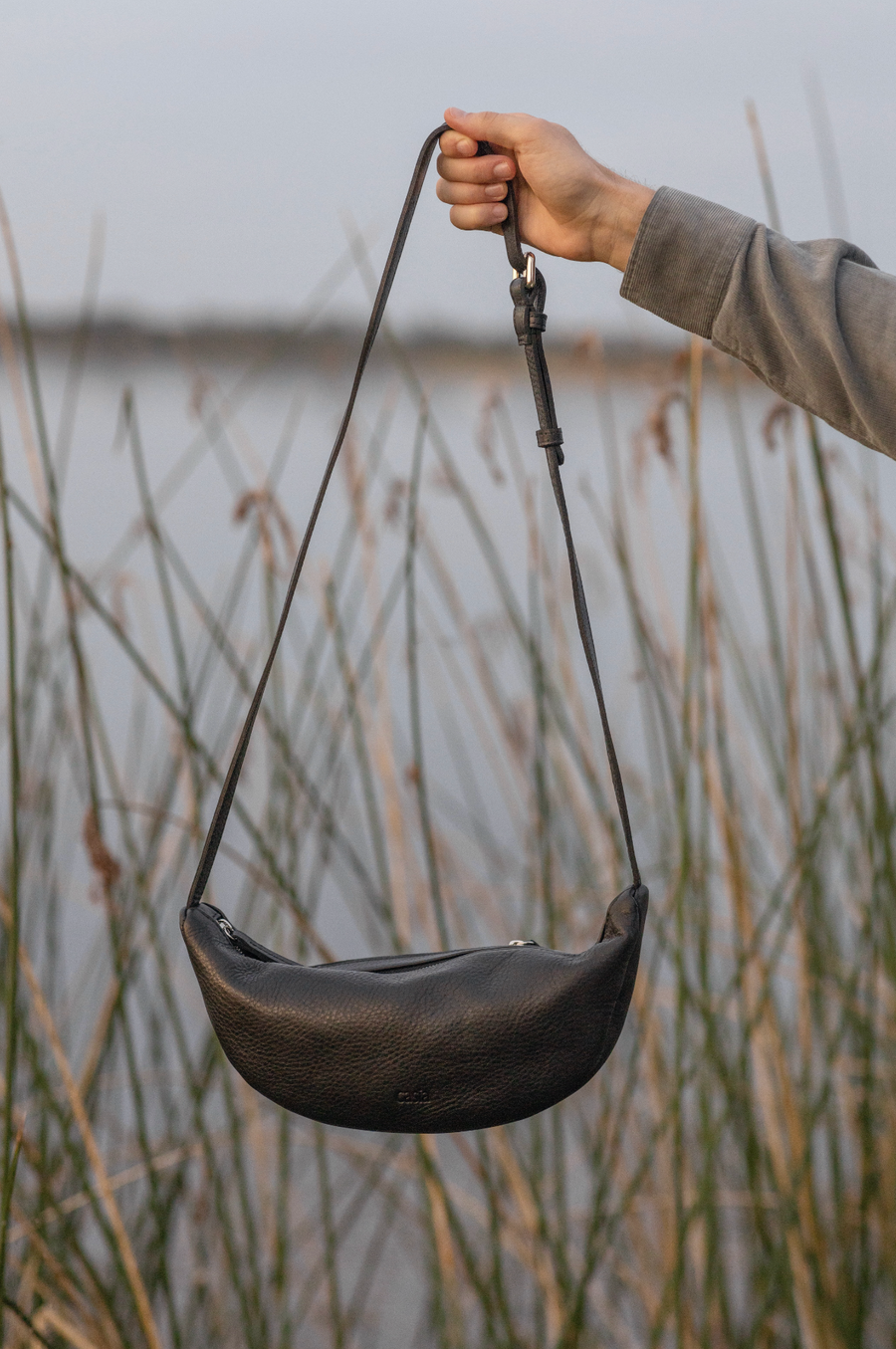 Leather Sling bag - Teca