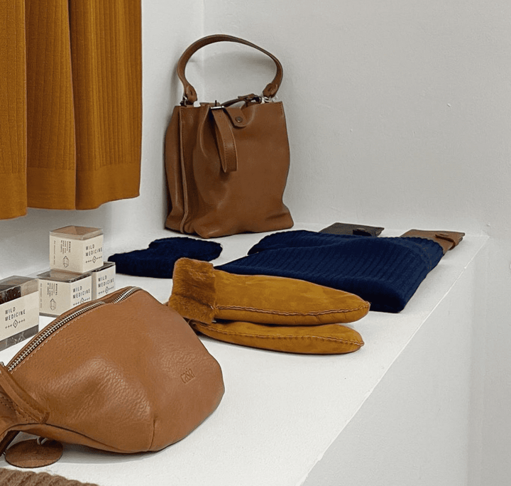 Stockist leather goods