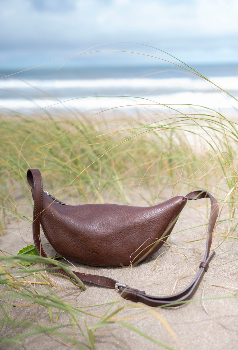 Leather Sling bag - Teca
