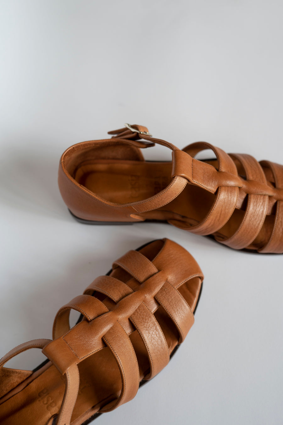 caramel leather premium sandals