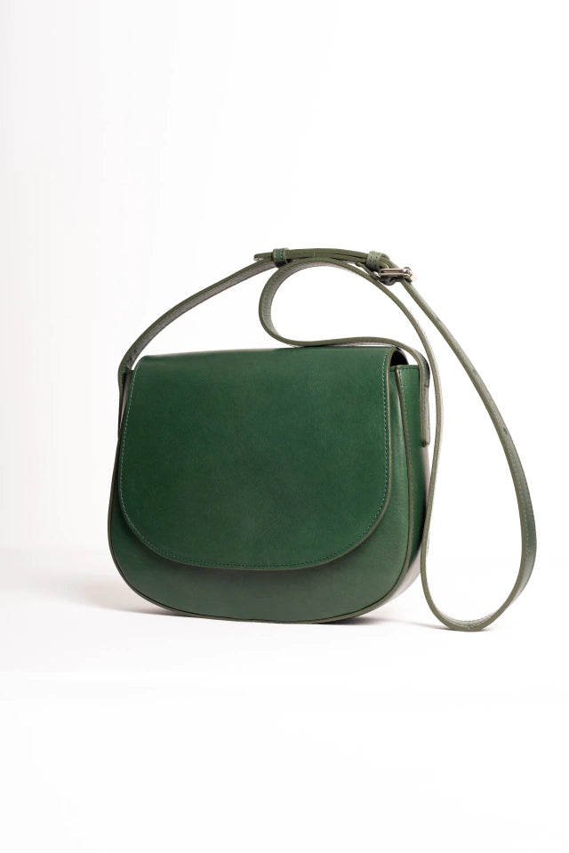 Leather bag. Shoulder bag. Full grain leather bag. Vegetable tanned leather purse. Smooth leather crossbody bag.