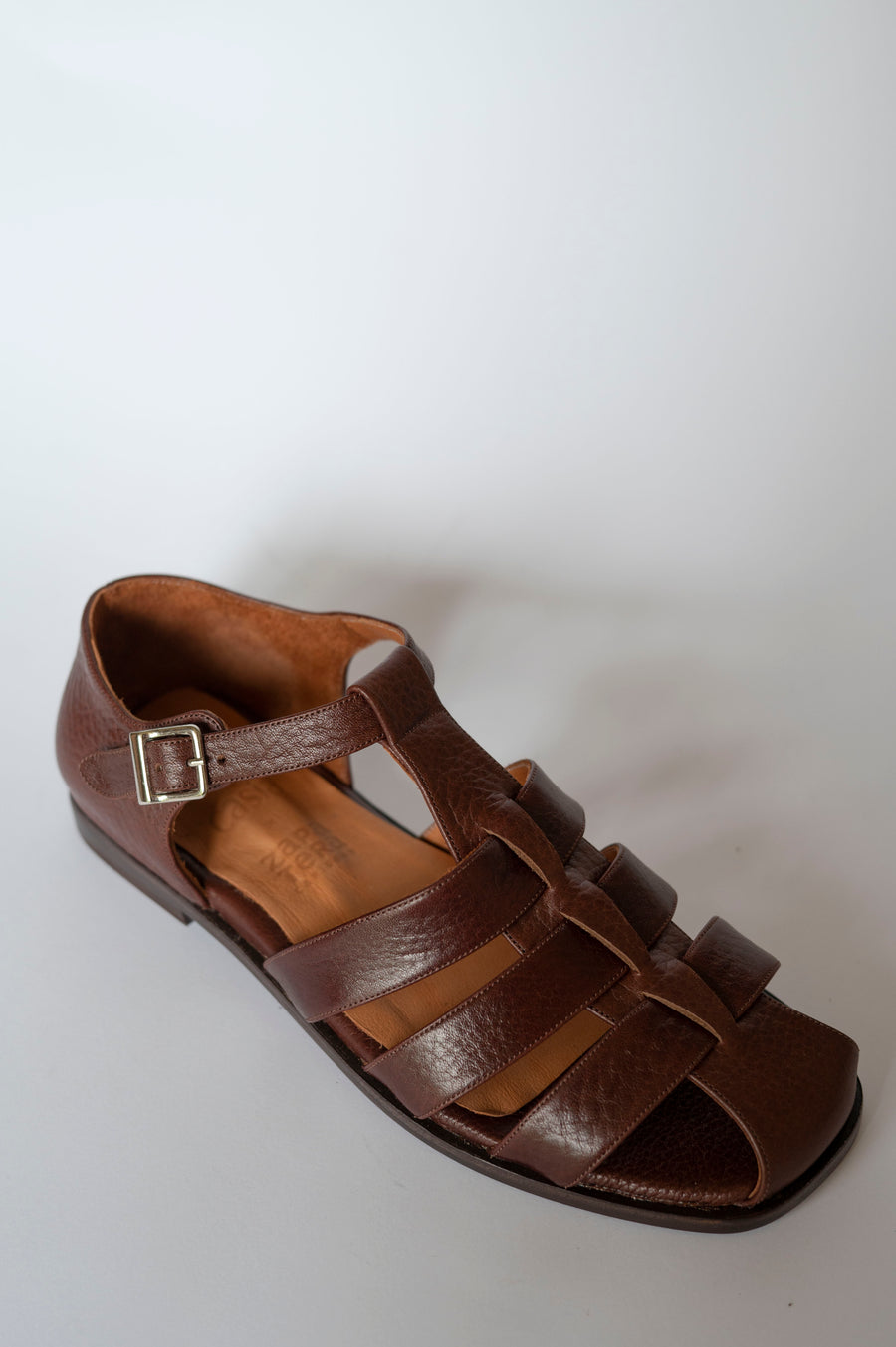 leather fisherman sandals brown