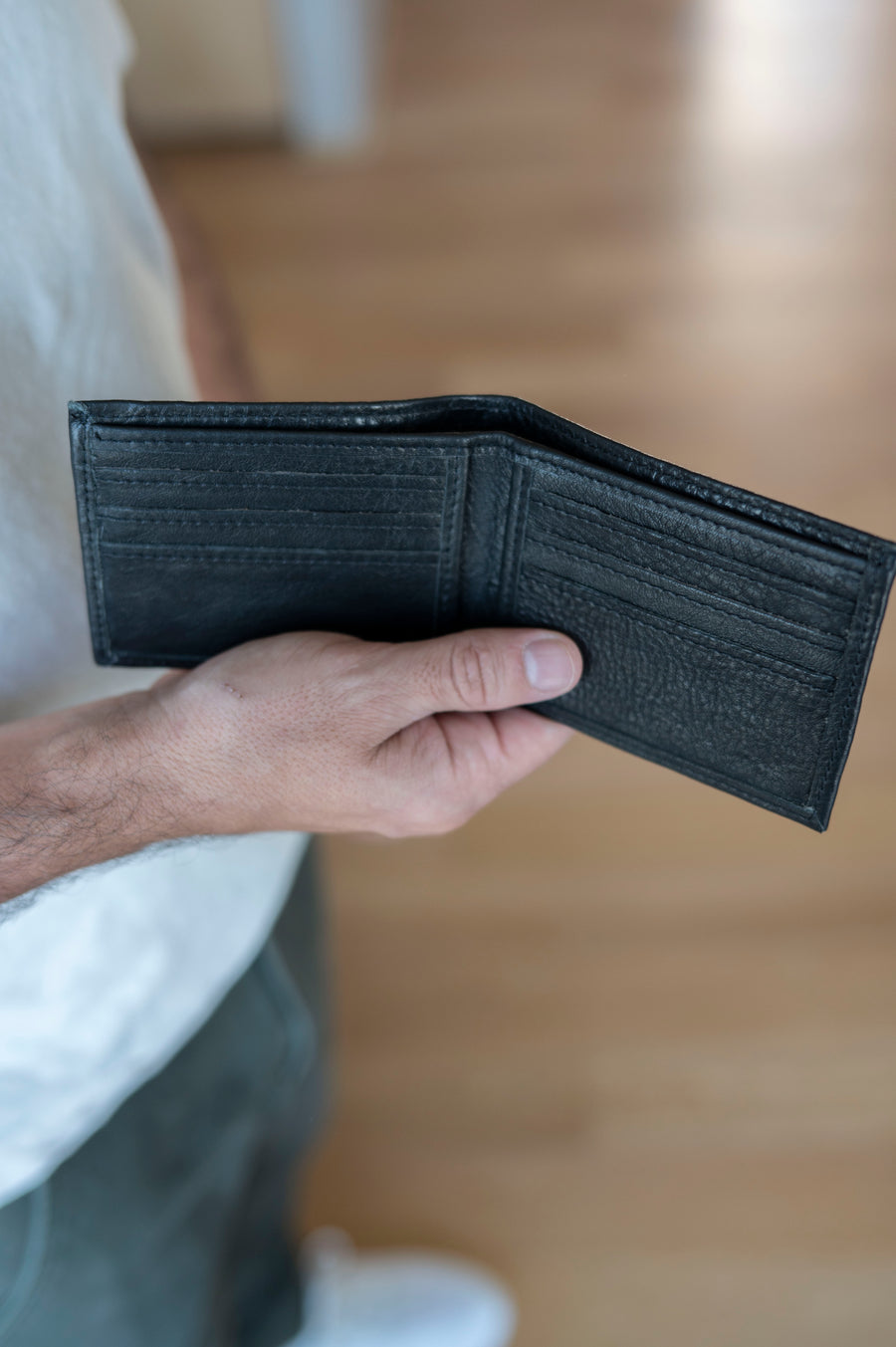 leather wallet bifold interior