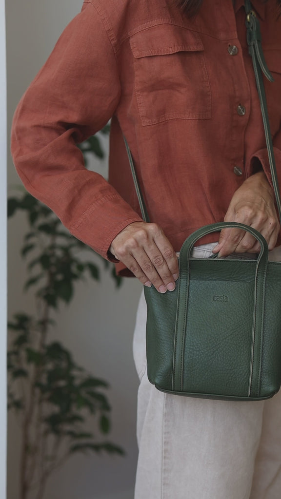 Full grain leather mini tote bag. Vegetable tanned leather shoulder bag. Leather green purse.