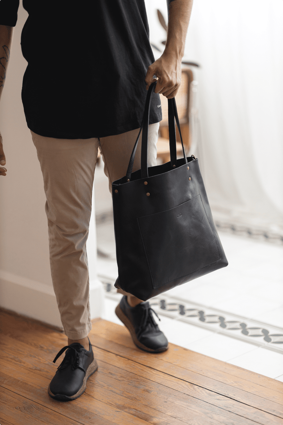 Leather tote bag. Full grain leather tote bag. Shoulder bag. Full grain leather bag. Vegetable tanned leather bag. Crossbody bag.
