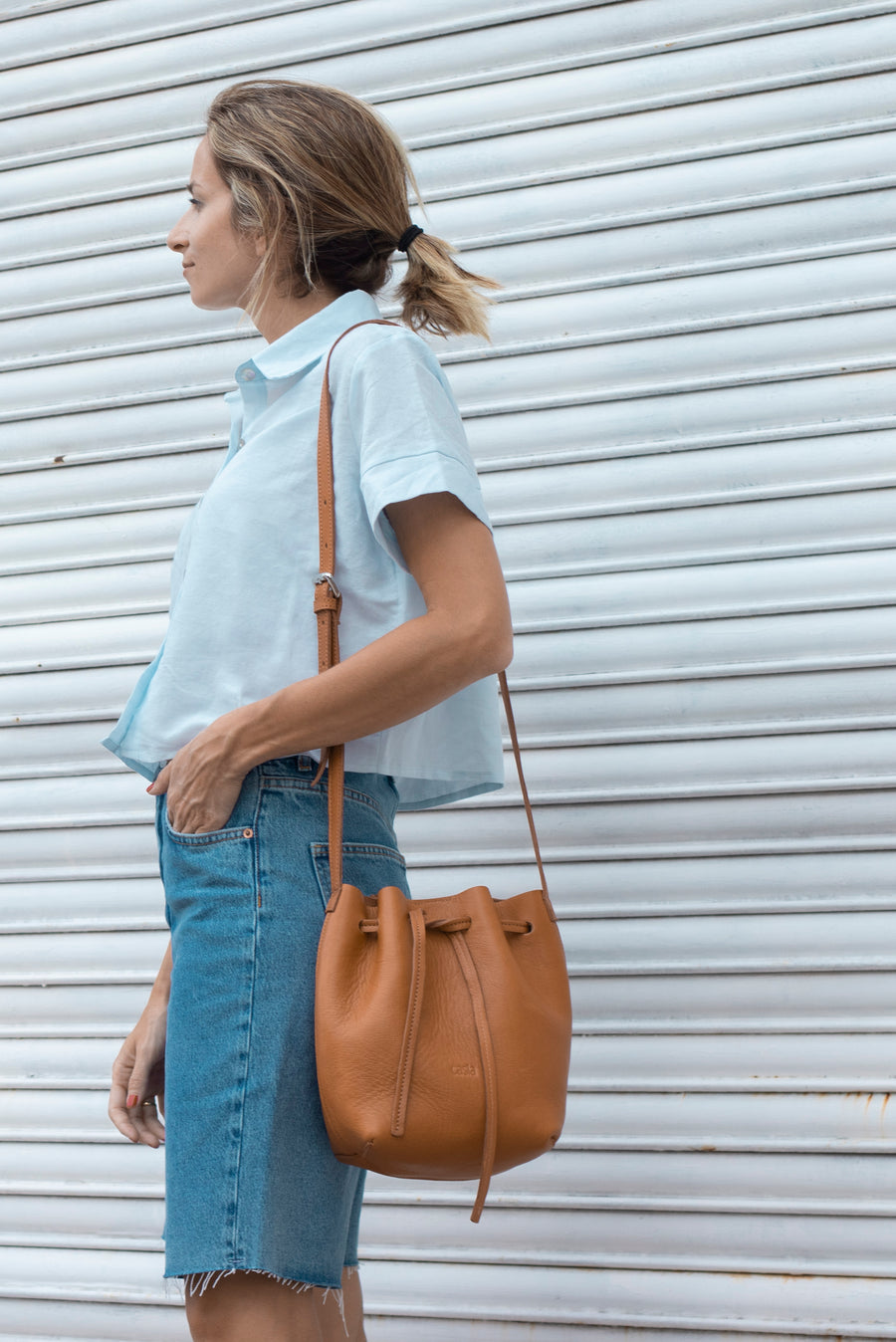 Bucket leather crossbody bag | Drawstring full grain leather shoulder bag with card holder pouch