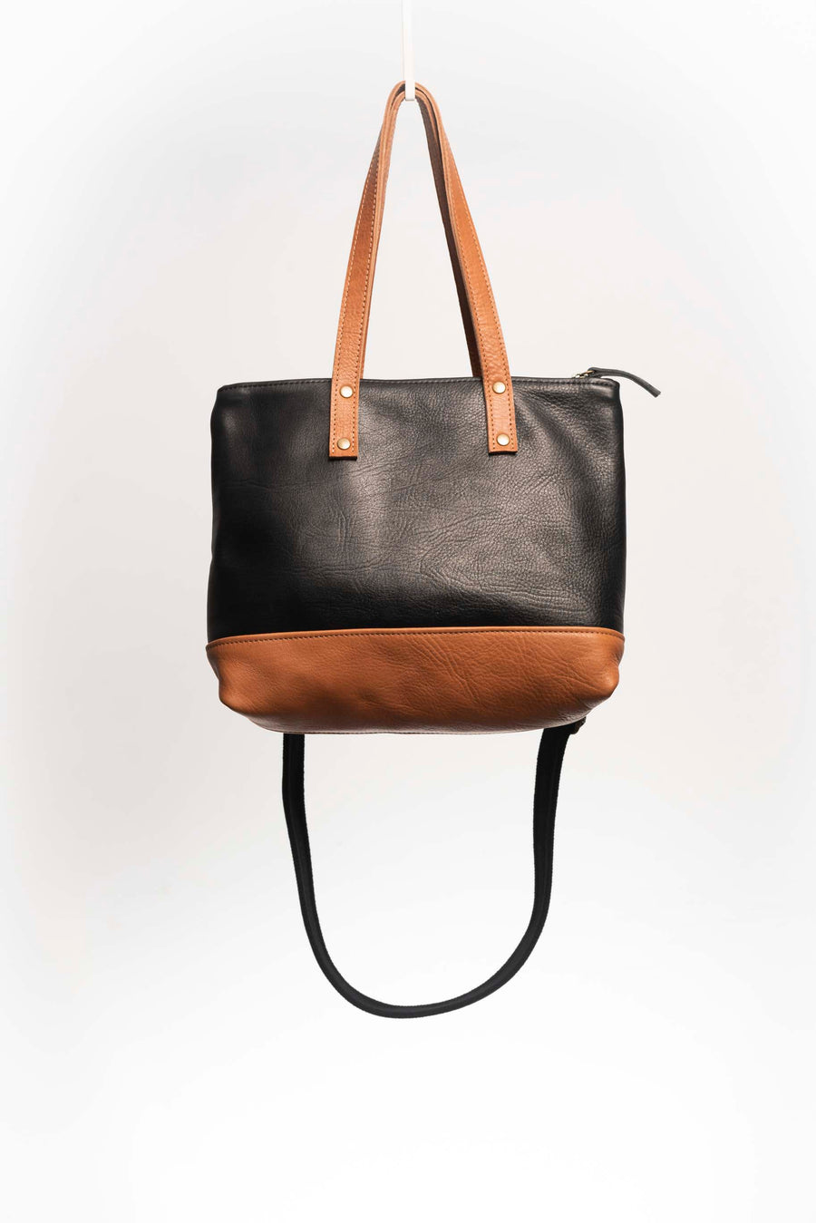 Leather bag. Full grain leather tote bag. Shoulder bag. Vegetable tanned leather bag. Crossbody bag.