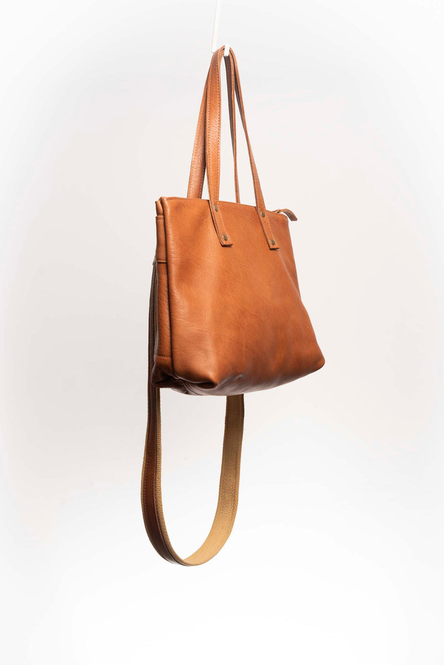 Leather bag. Full grain leather tote bag. Shoulder bag. Vegetable tanned leather bag. Crossbody bag.